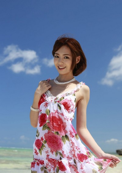 Tempting all gravure beauty Harei Ai naked in Beach Rose  in All Gravure set Beach Rose